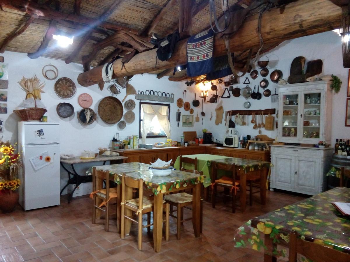 Agriturismo Spridda Bed & Breakfast Arzachena Dış mekan fotoğraf